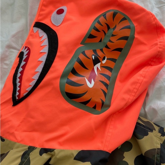 Bape shark jacket - Picture 4 of 11